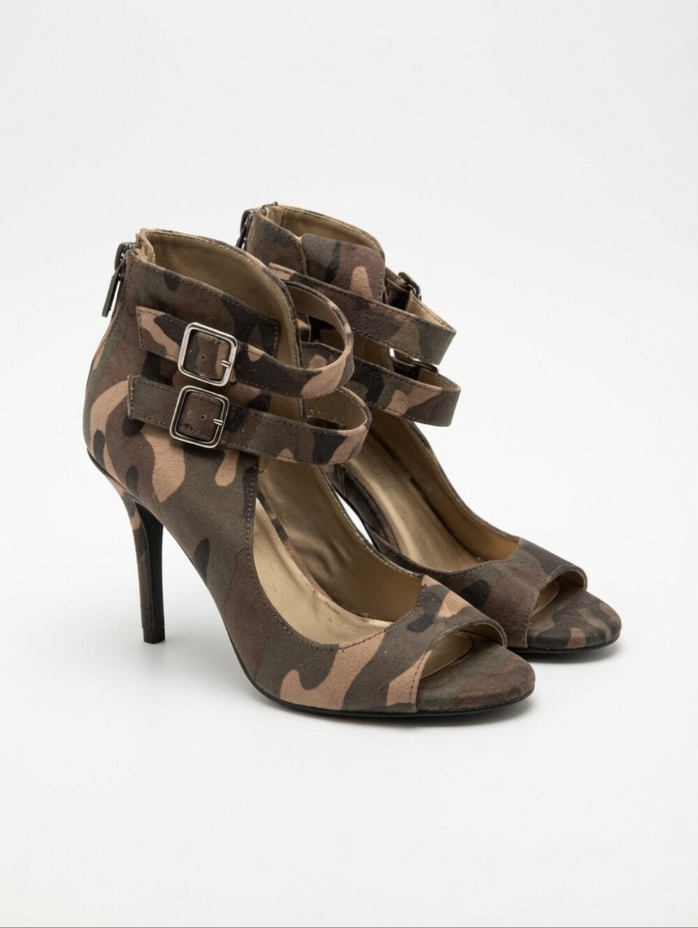 Christian Siriano Camo Strappy Stiletto Heels Size 7.5 EUC Buckle Zip